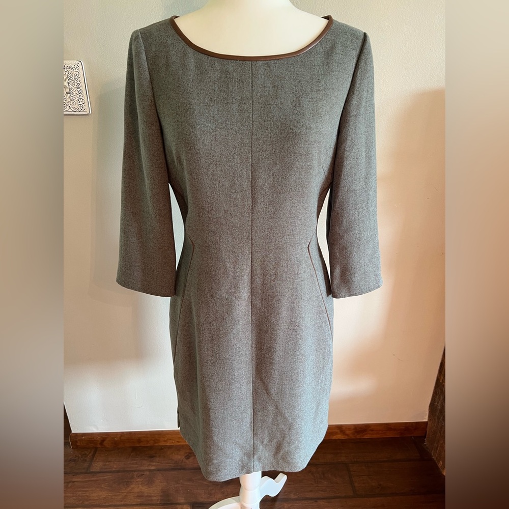 Antonio Melani Green Sheath Dress with Brown Trim in Size 4